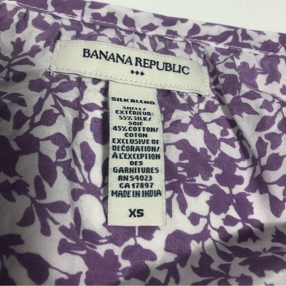 Banana Republic Floral Silk Lazer Cut Out Blouse, size XS - Picture 6 of 9